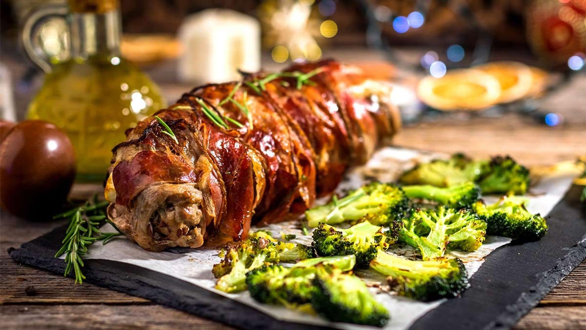 Ternera rellena de pasas y piñones con jamón y brócoli