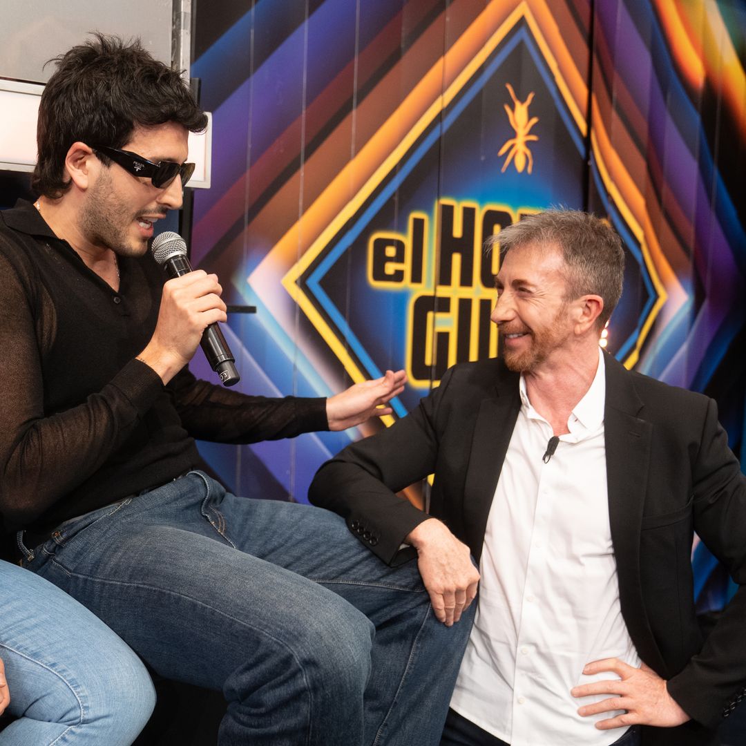 Sebastián Yatra se cuela en 'El Hormiguero' y le reprocha a Pablo Motos su actitud: 'No me respondes'