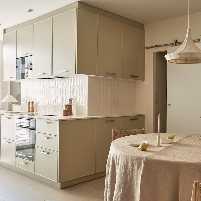 Cocina y su 'office' 