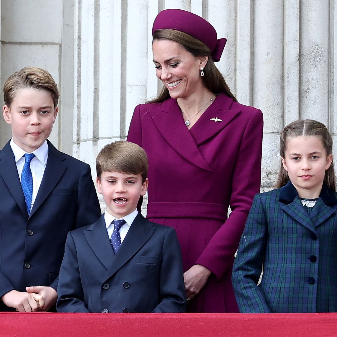 George, Charlotte y Louis reaparecen con sus padres, el príncipe William y la princesa Kate, en el festejo de un día histórico